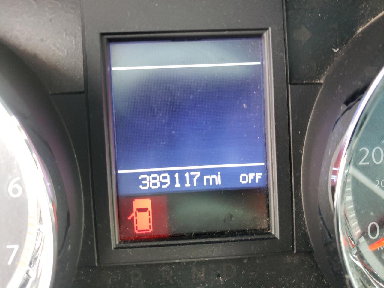 Photo 8 from auction – 2012 CHRYSLER TOWN & COU with VIN 2C4RC1CG5CR124417