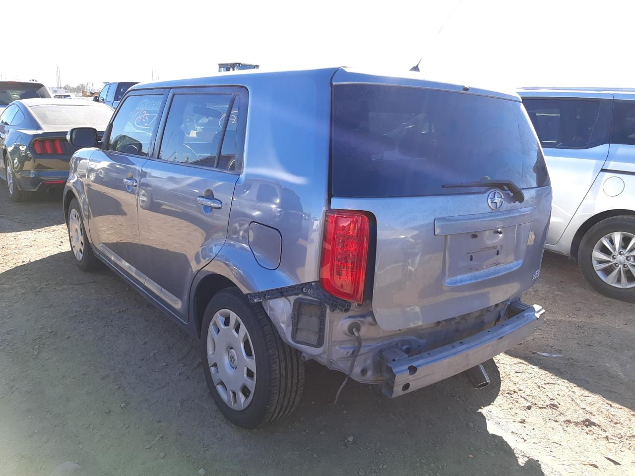 Photo 3 from auction – 2009 TOYOTA SCION with VIN JTLKE50E691061710