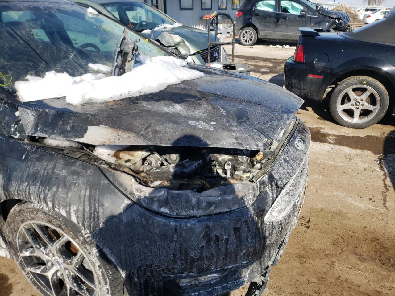Photo 9 from auction – 2015 FORD FOCUS SE with VIN 1FADP3K27FL209343