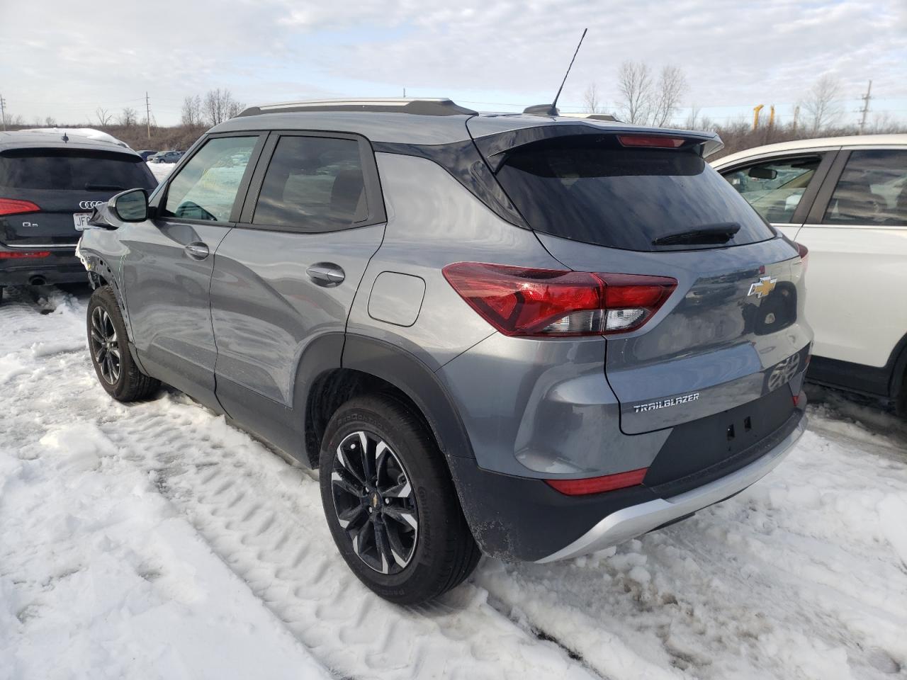 Photo 3 from auction – 2022 CHEVROLET TRAILBLAZE with VIN KL79MPSL7NB054187