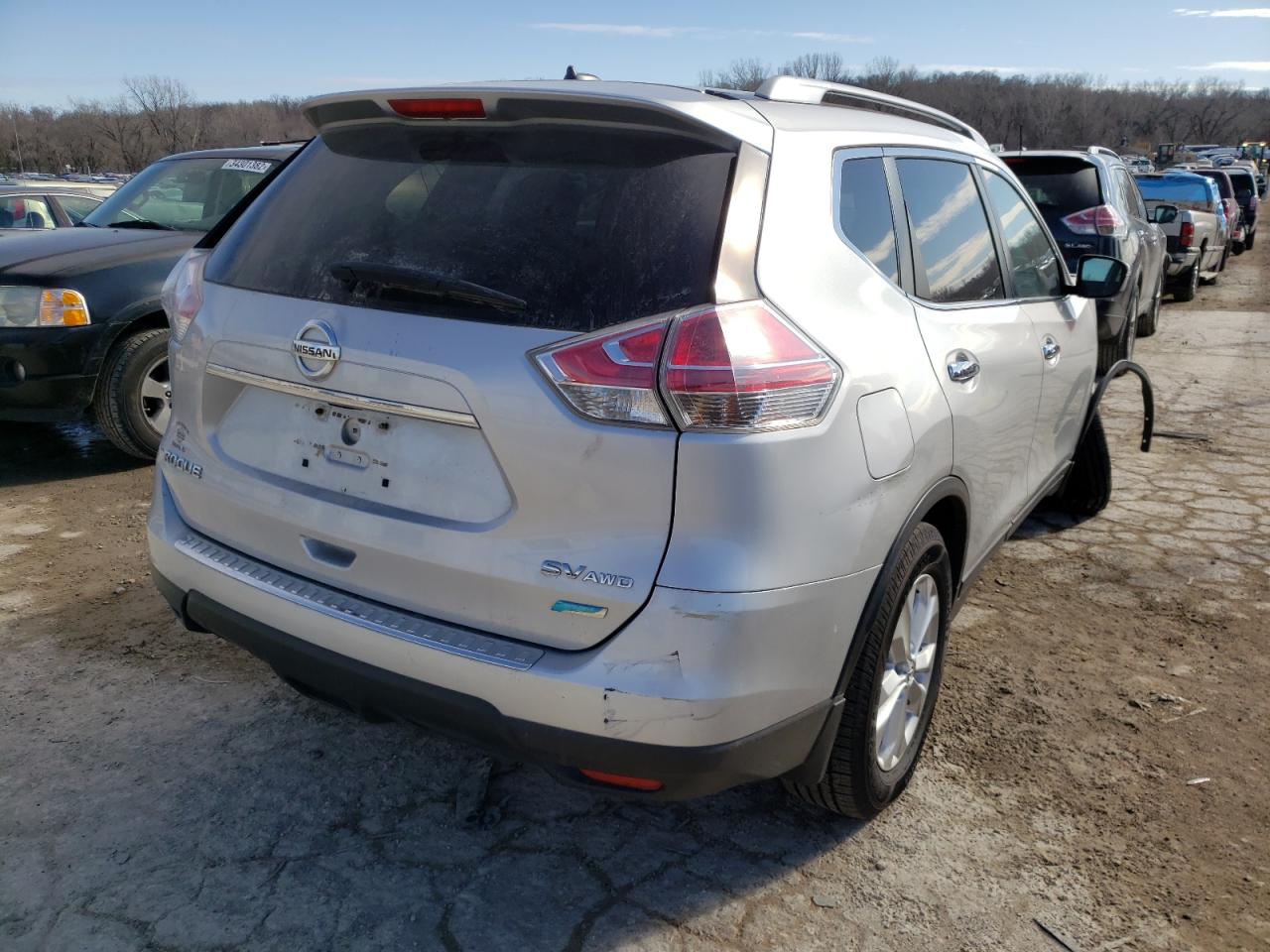 Photo 4 from auction – 2014 NISSAN ROGUE S with VIN 5N1AT2MV4EC850874