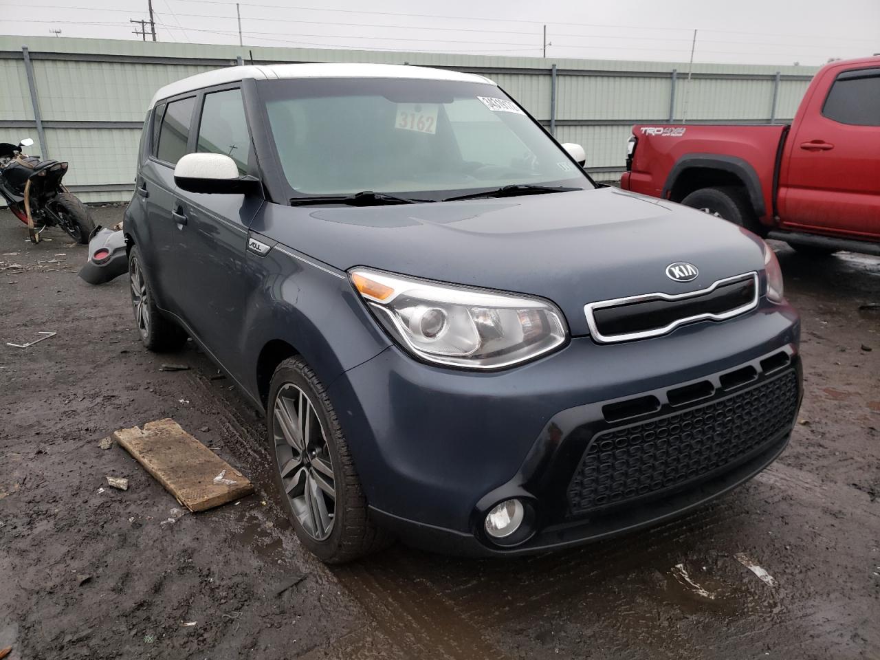 KIA SOUL + 2016 with VIN KNDJP3A57G7279332 - Photo from auction