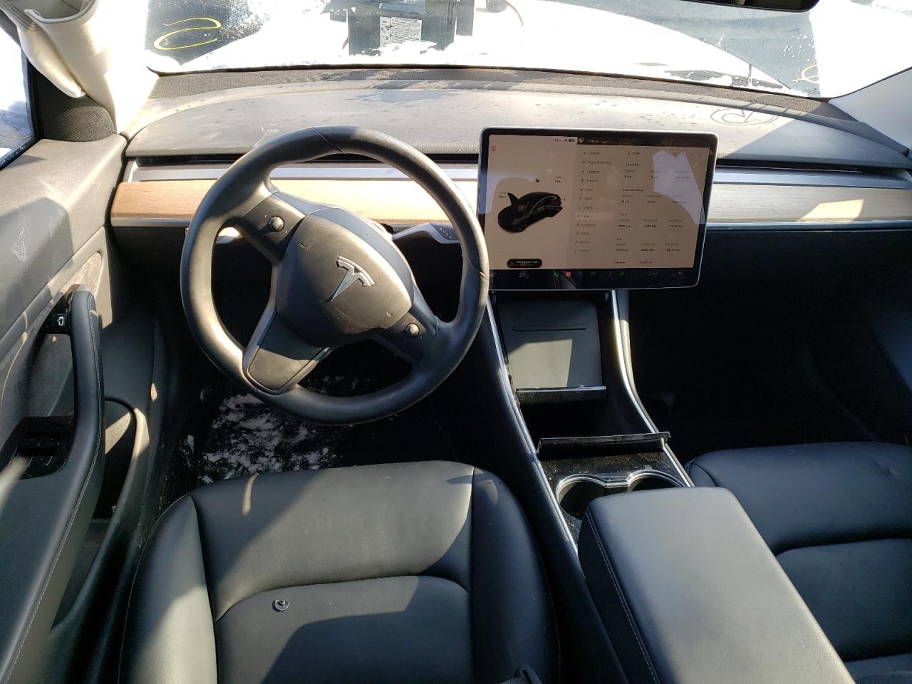 Photo 9 from auction – 2018 TESLA MODEL 3 with VIN 5YJ3E1EA6JF026563