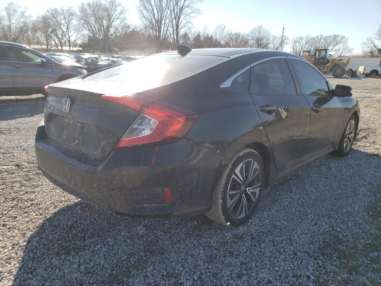 Photo 4 from auction – 2016 HONDA CIVIC EX with VIN 19XFC1F35GE024823