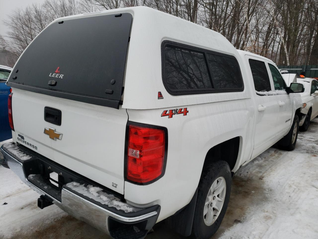 Photo 4 from auction – 2018 CHEVROLET SILVERADO with VIN 3GCUKREC0JG405484