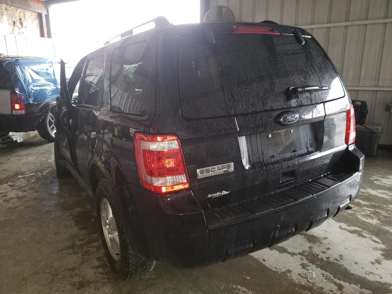 Photo 3 from auction – 2010 FORD ESCAPE XLT with VIN 1FMCU0D75AKD43011