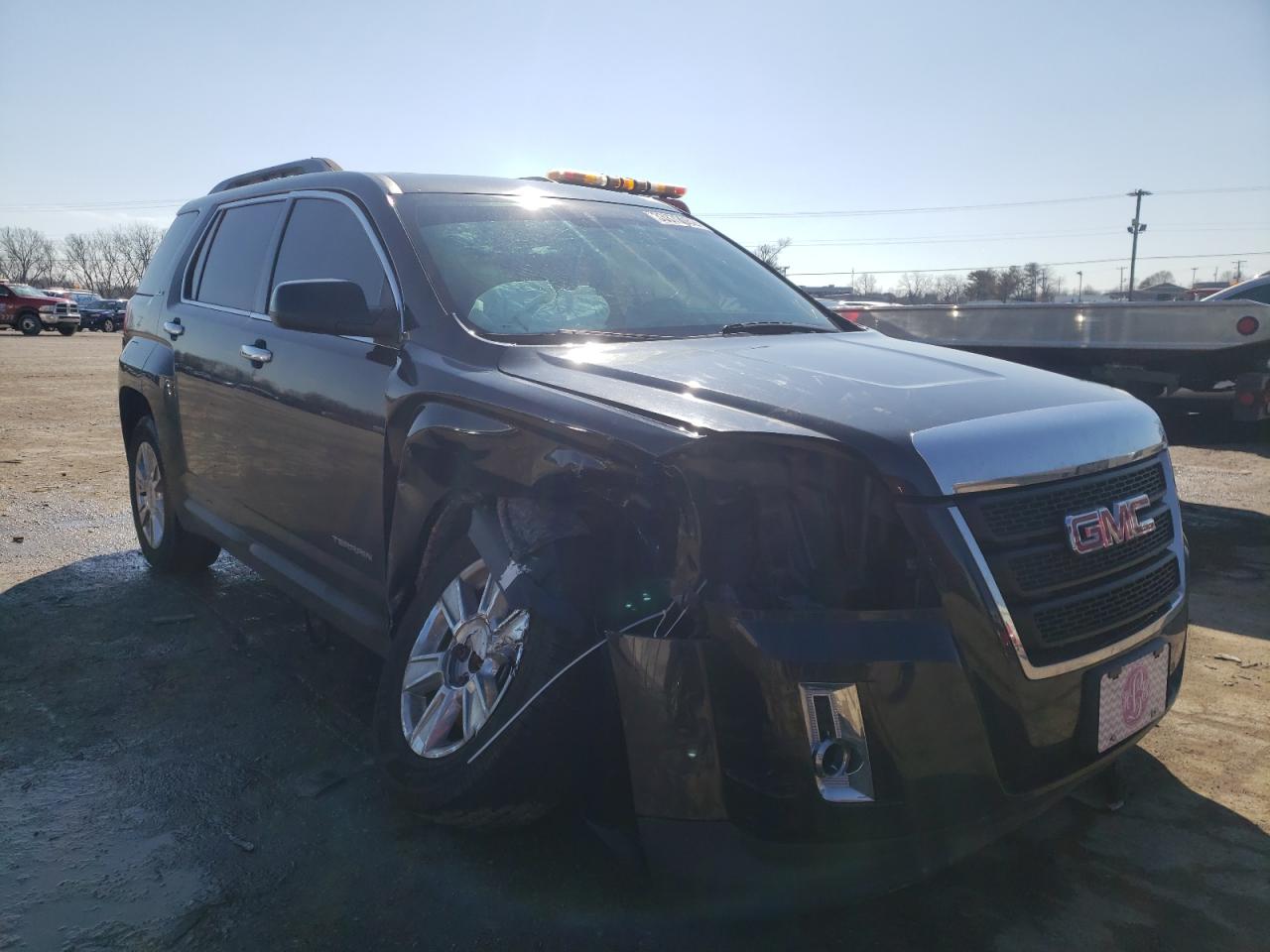 GMC TERRAIN SL 2013 مع رقم تعريف المركبة 2GKALSEK6D6161181 - صورة من المزاد