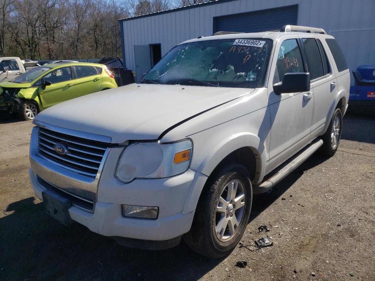 Photo 2 from auction – 2010 FORD EXPLORER X with VIN 1FMEU6DE7AUA95178
