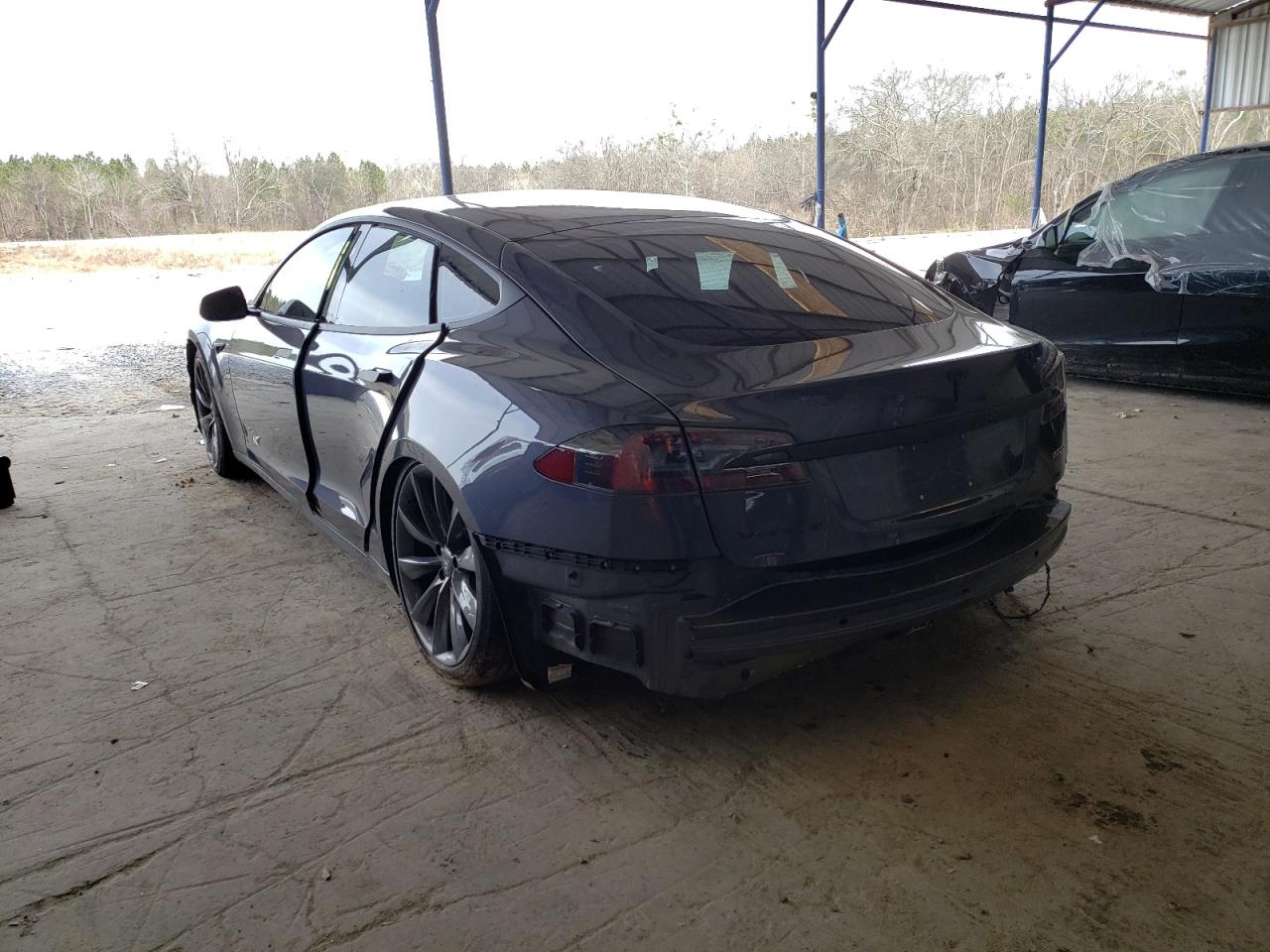 Photo 3 from auction – 2017 TESLA MODEL S with VIN 5YJSA1E26HF228944