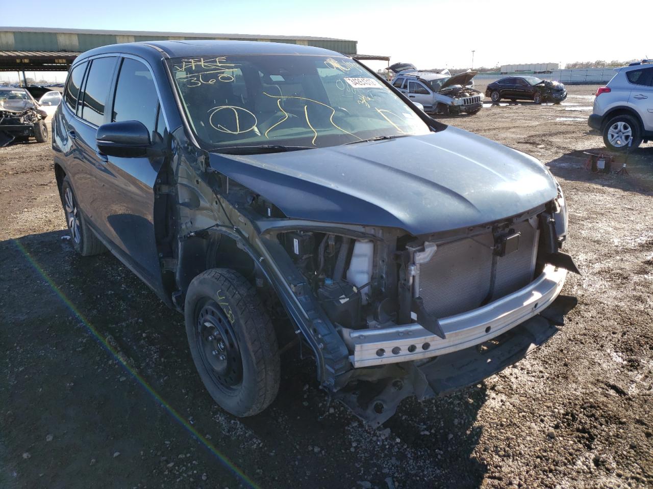 HONDA PILOT EXL 2019 with VIN 5FNYF5H50KB045149 - Photo from auction