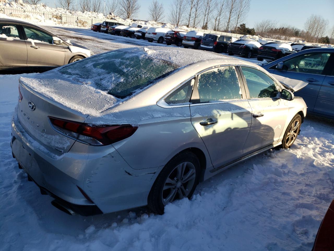Photo 4 from auction – 2019 HYUNDAI SONATA LIM with VIN 5NPE34AF2KH775204