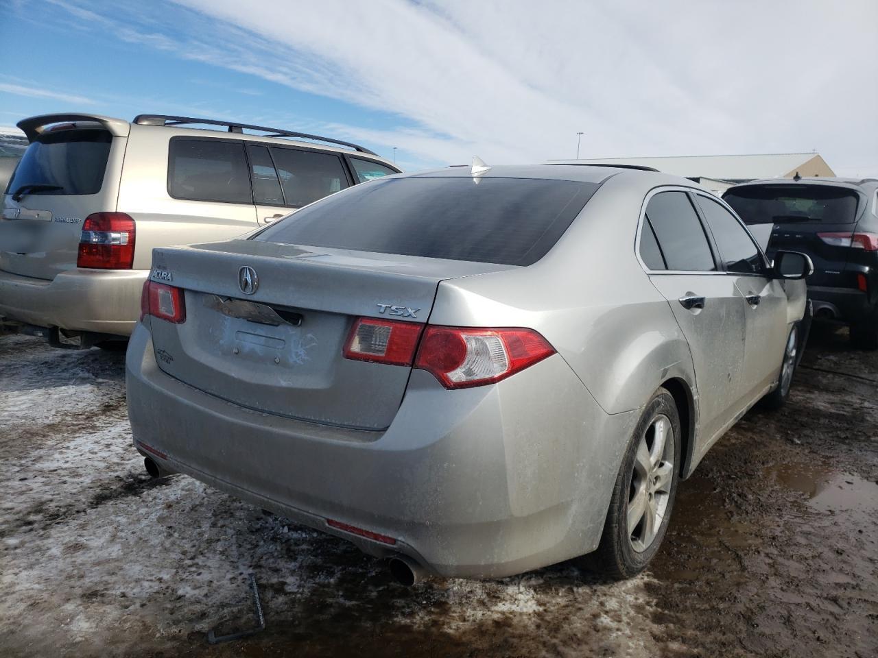 Photo 4 from auction – 2010 ACURA TSX with VIN JH4CU2F66AC039909