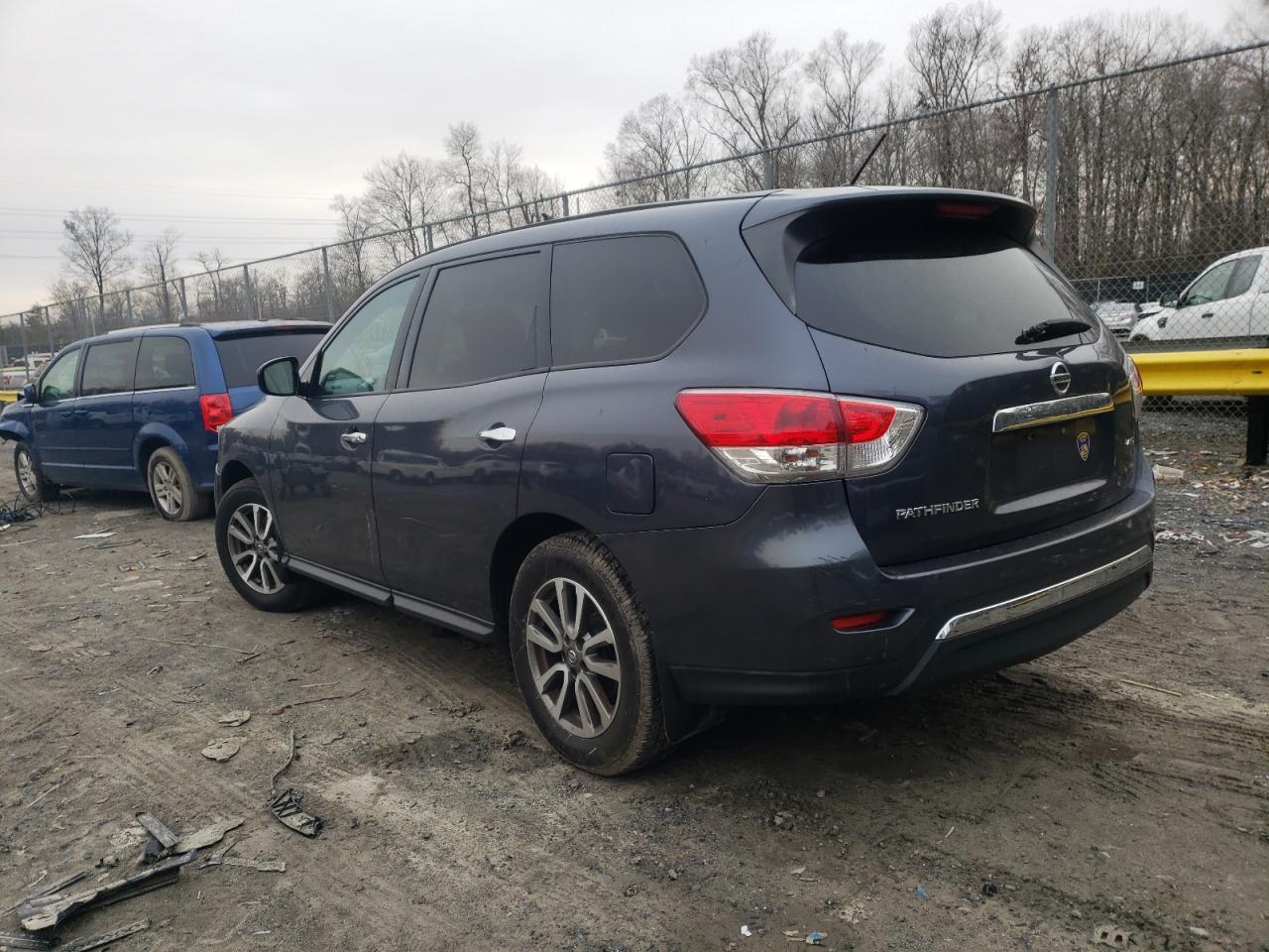 Photo 3 from auction – 2013 NISSAN PATHFINDER with VIN 5N1AR2MM4DC628727