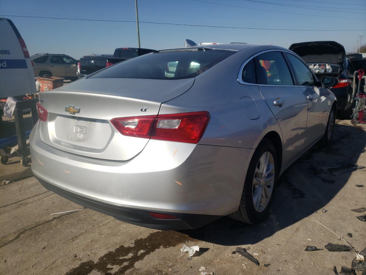 Photo 4 from auction – 2018 CHEVROLET MALIBU LT with VIN 1G1ZD5ST4JF160535