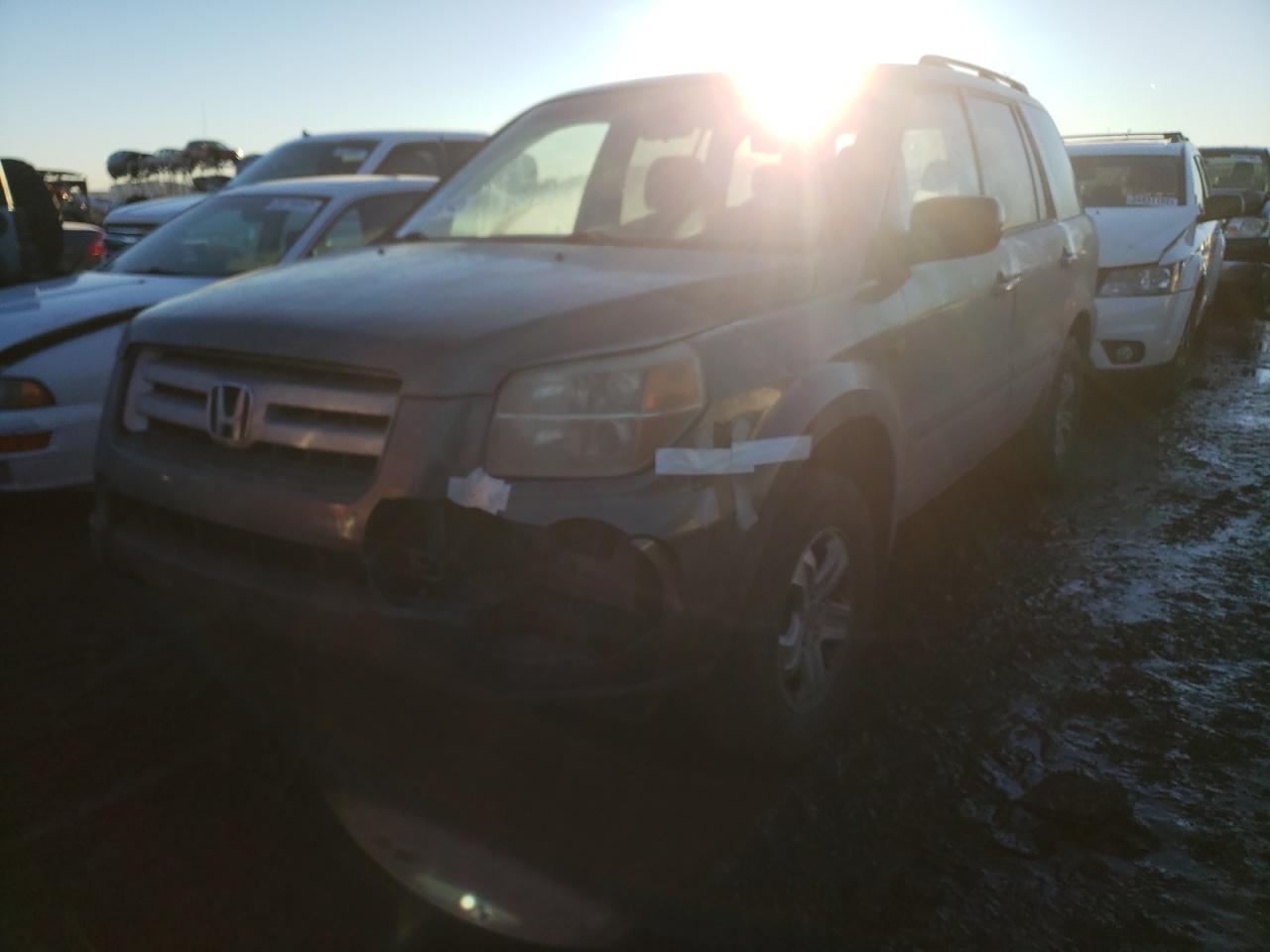 صورة رقم 2 من المزاد - 2008 HONDA PILOT VP مع VIN 5FNYF28278B015708