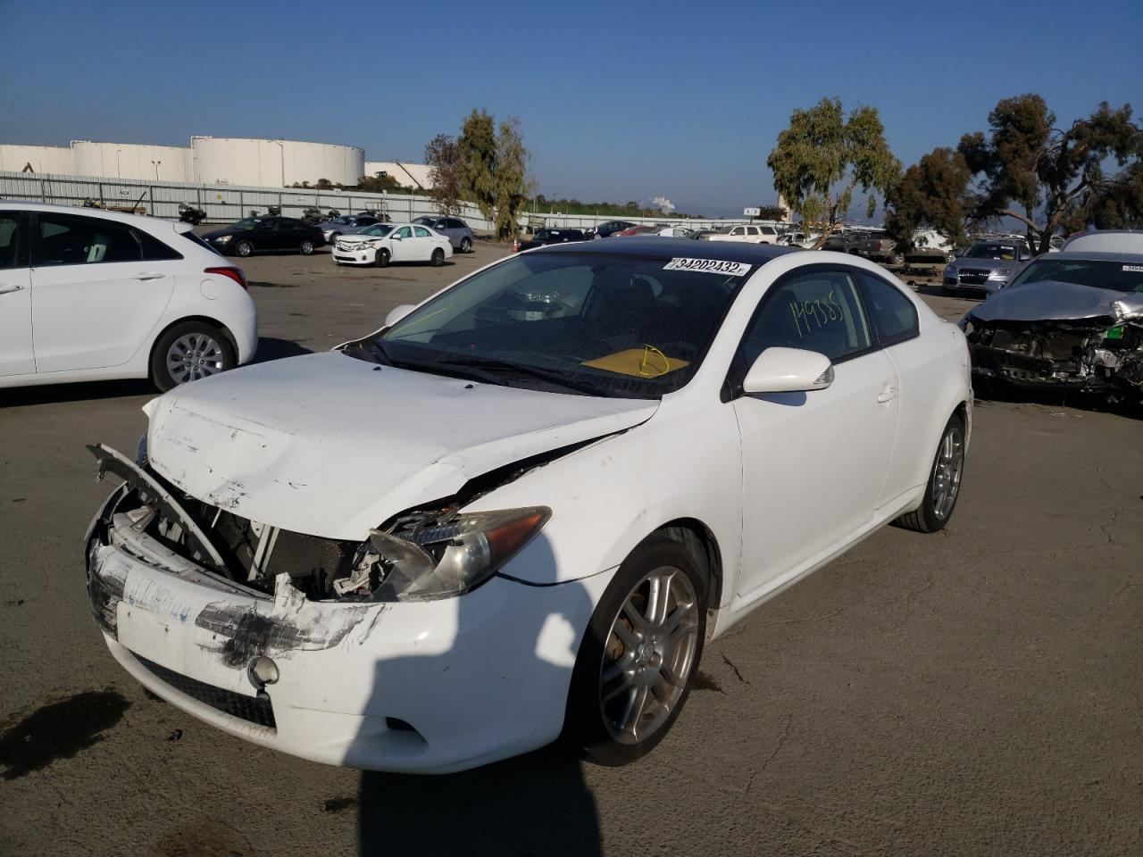 Photo 12 from auction – 2005 TOYOTA SCION TC with VIN JTKDE177550017629