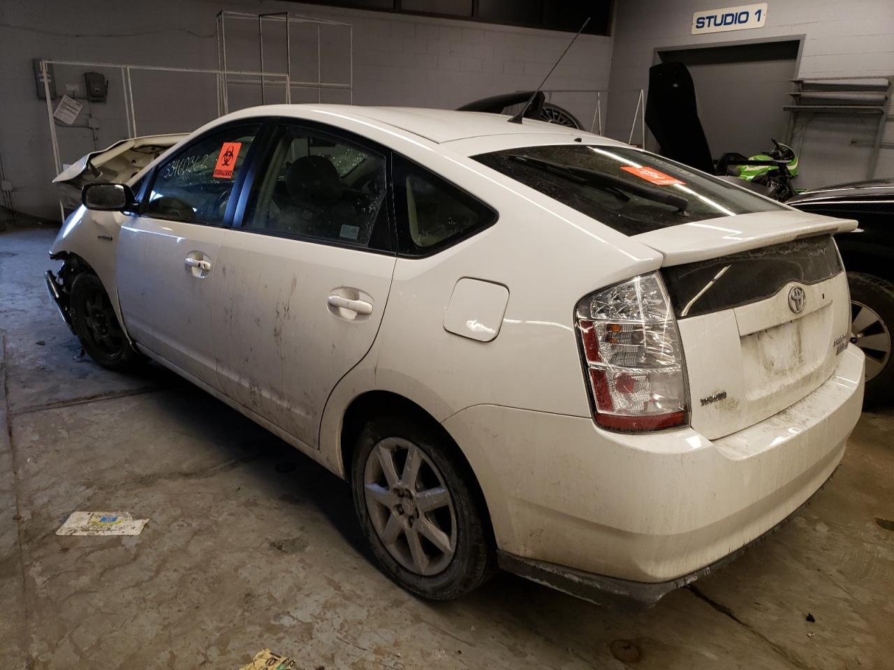 Photo 3 from auction – 2009 TOYOTA PRIUS with VIN JTDKB20UX97850840