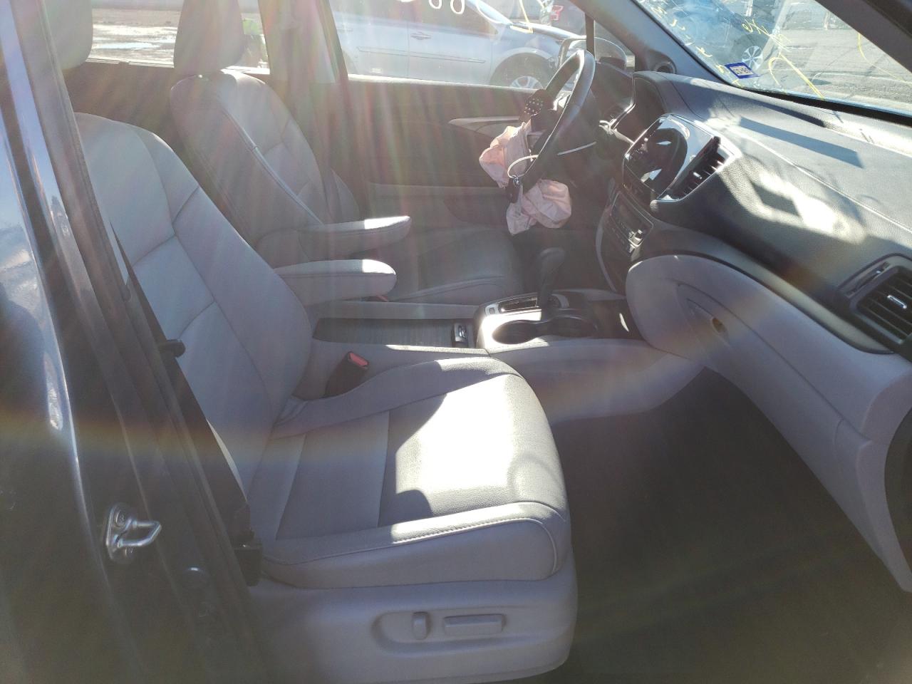 Photo 5 from auction – 2019 HONDA PILOT EXL with VIN 5FNYF5H50KB045149