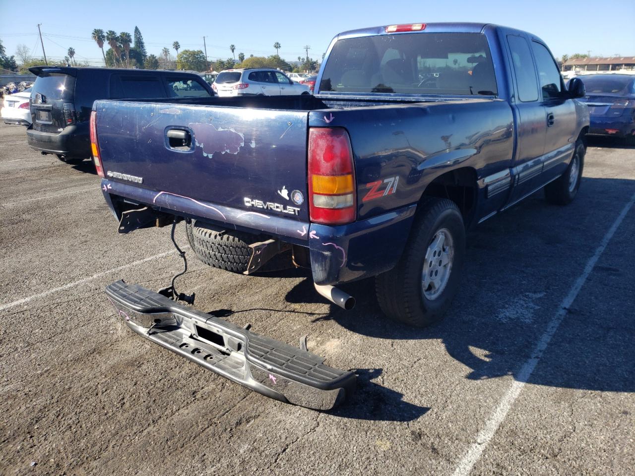 Photo 4 from auction – 1999 CHEVROLET SILVERADO with VIN 1GCEK19V1XE221396