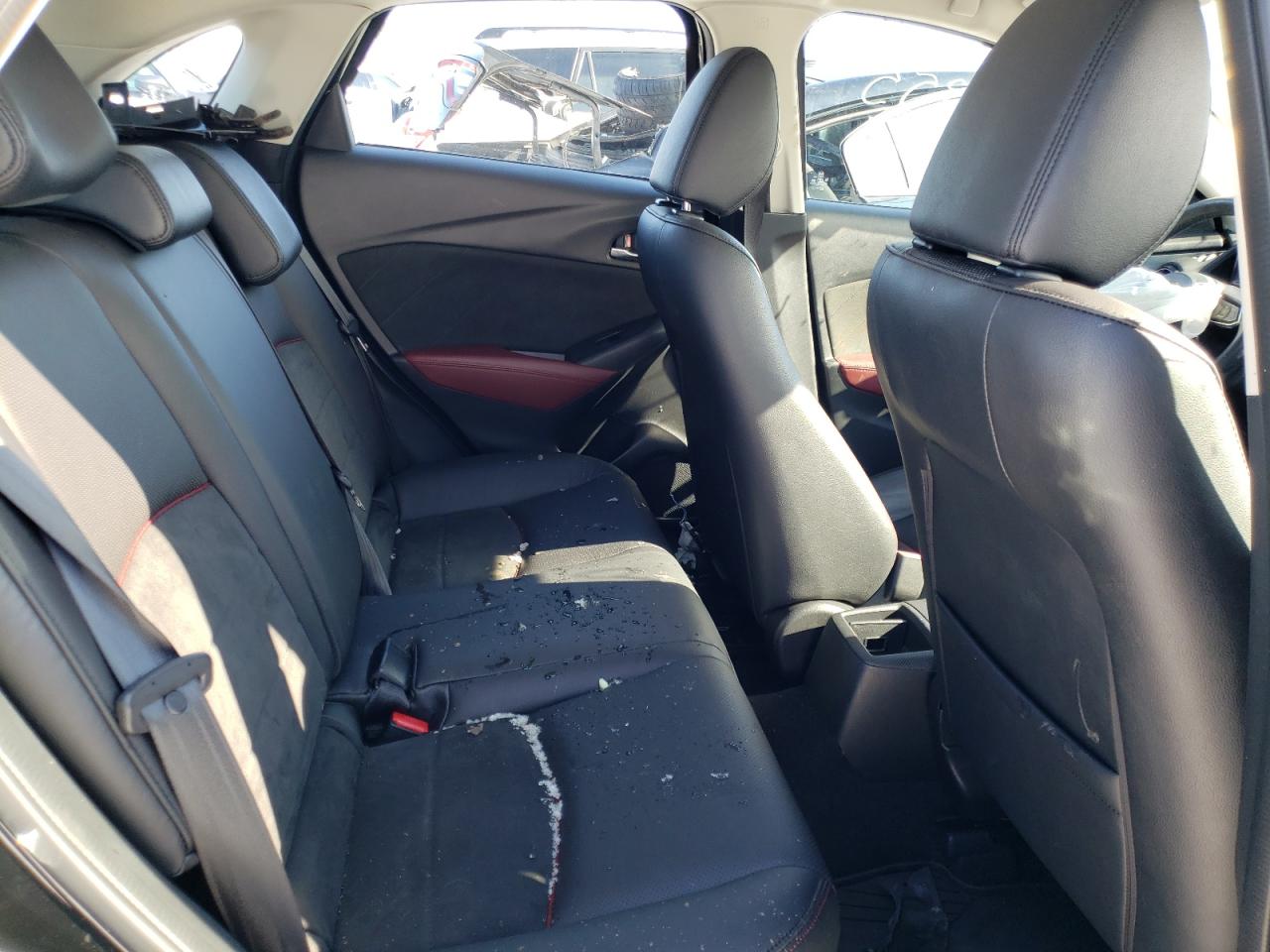 Photo 6 from auction – 2018 MAZDA CX-3 GRAND with VIN JM1DKFD70J0325111