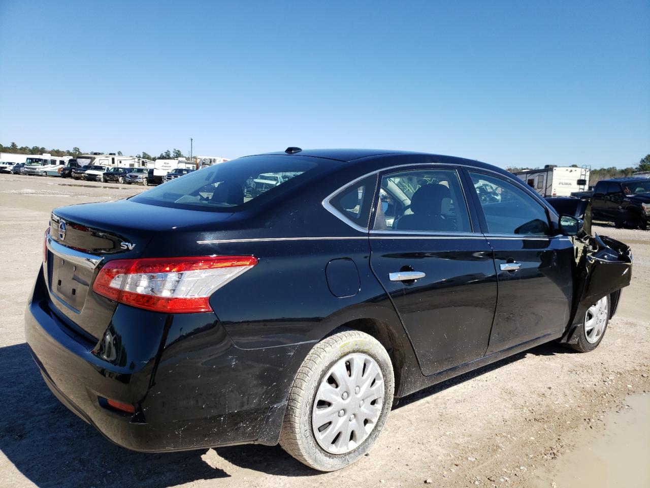 Photo 4 from auction – 2015 NISSAN SENTRA S with VIN 3N1AB7AP6FL668158