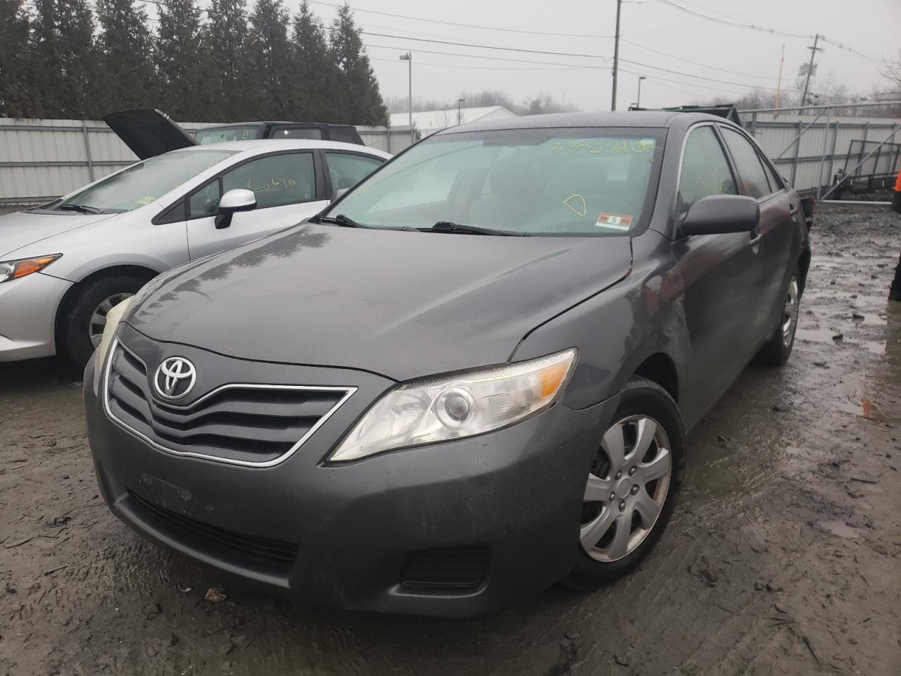 Photo 2 from auction – 2011 TOYOTA CAMRY BASE with VIN 4T1BF3EK8BU143756