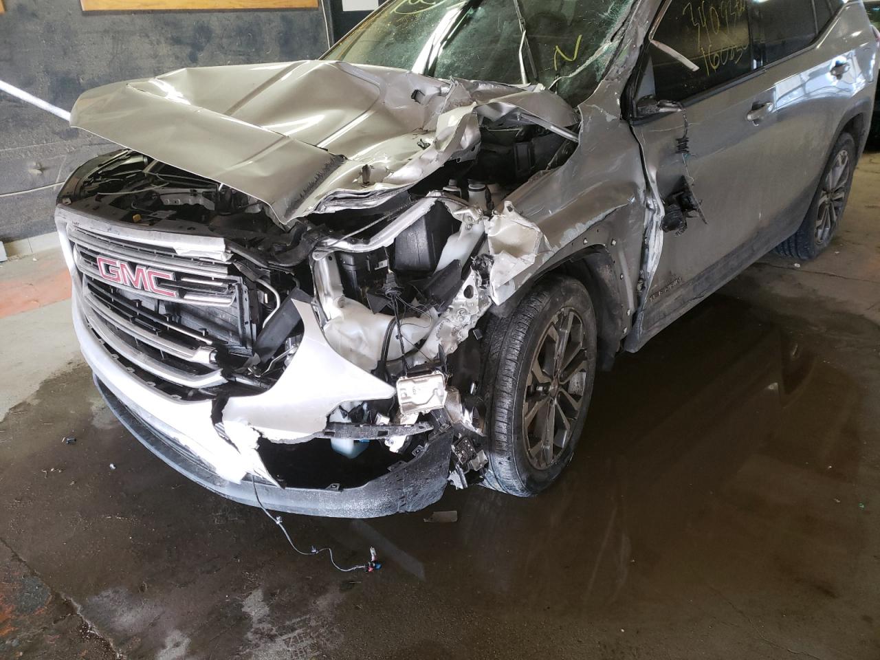 Photo 9 from auction – 2020 GMC TERRAIN SL with VIN 3GKALPEX8LL160830