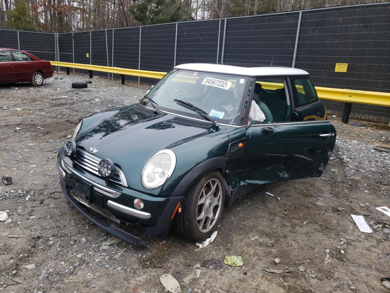Photo 2 from auction – 2004 MINI COOPER with VIN WMWRC33434TC50111
