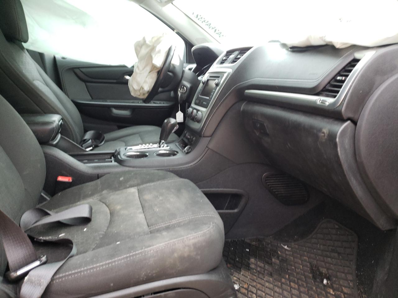 Photo 5 from auction – 2014 GMC ACADIA SLE with VIN 1GKKRPKD7EJ179991