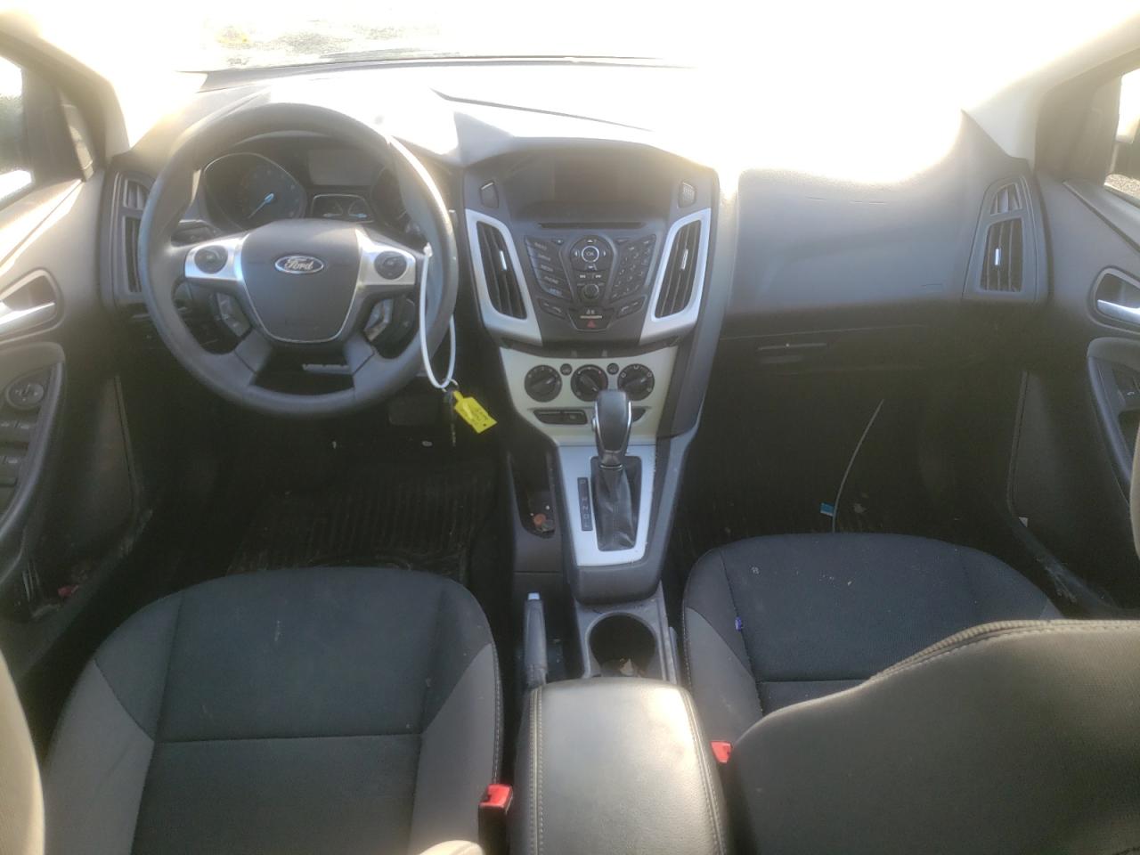 Photo 9 from auction – 2013 FORD FOCUS SE with VIN 1FADP3F22DL270896
