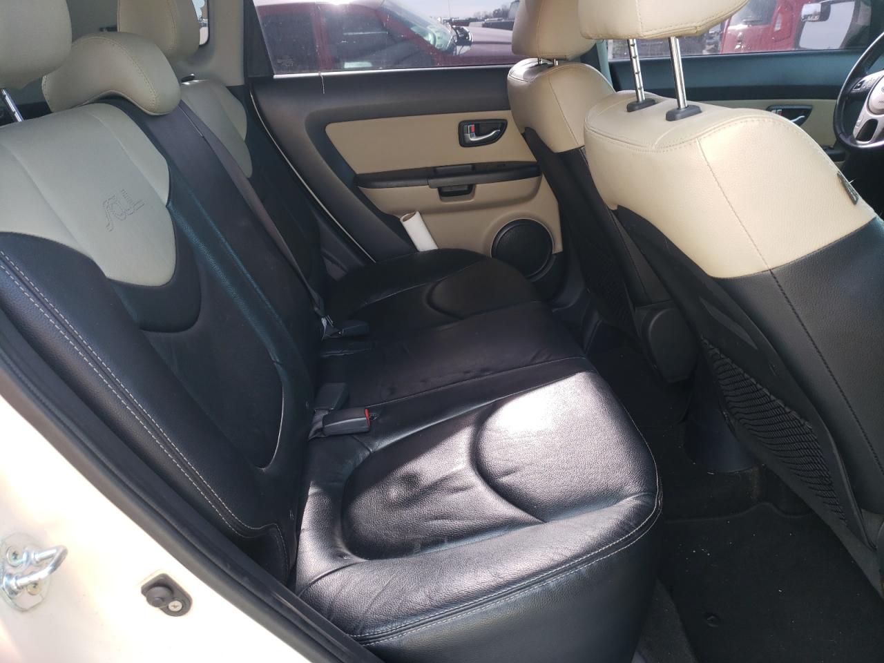 Foto 6 de la subasta – 2013 KIA SOUL + con VIN KNDJT2A65D7765776