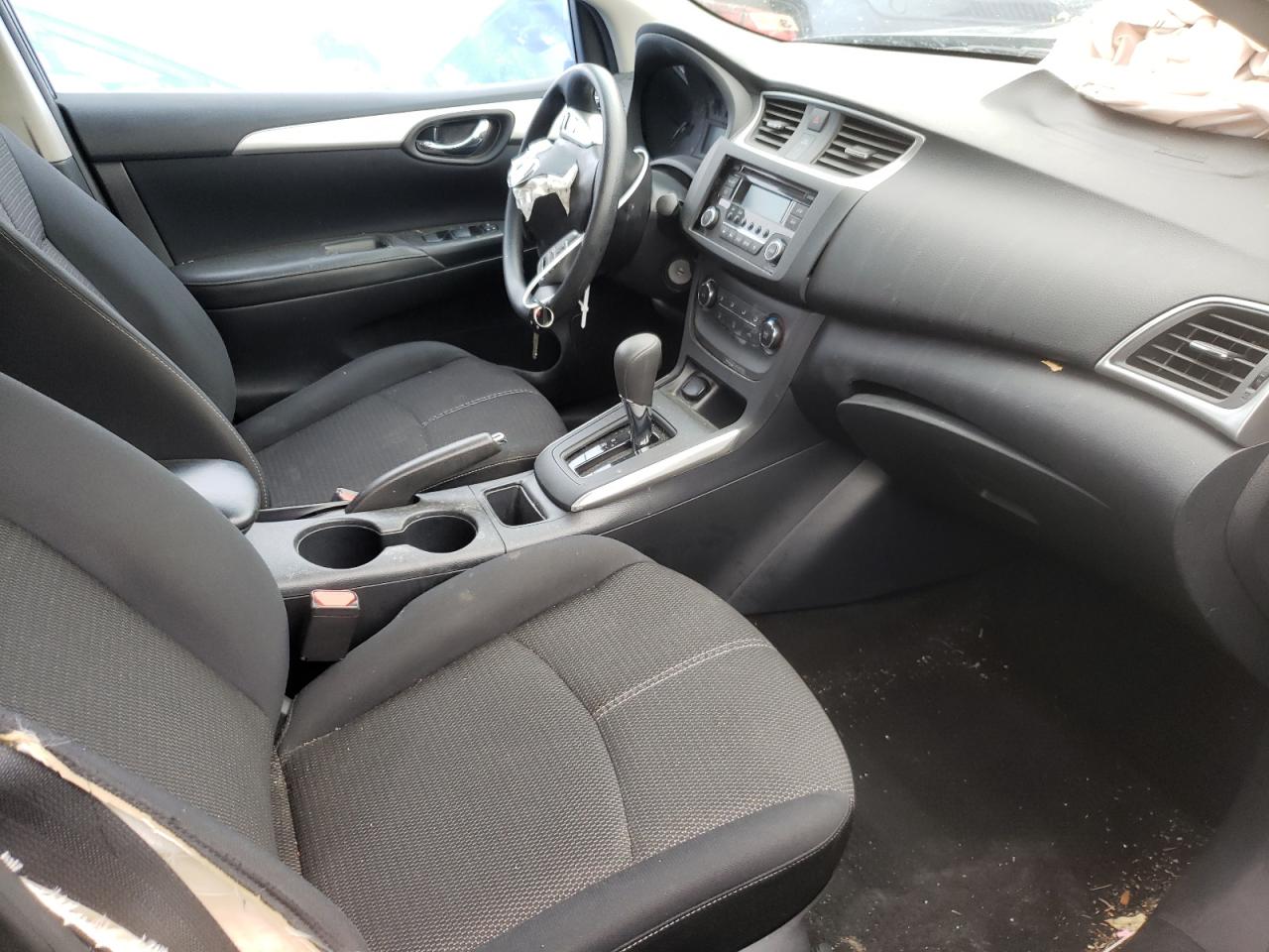Photo 5 from auction – 2016 NISSAN SENTRA with VIN 3N1AB7AP9GY230190