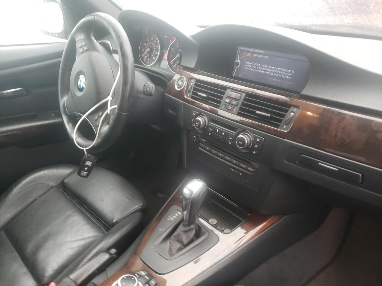 Photo 9 from auction – 2011 BMW 328 I SULE with VIN WBADW7C58BE443421