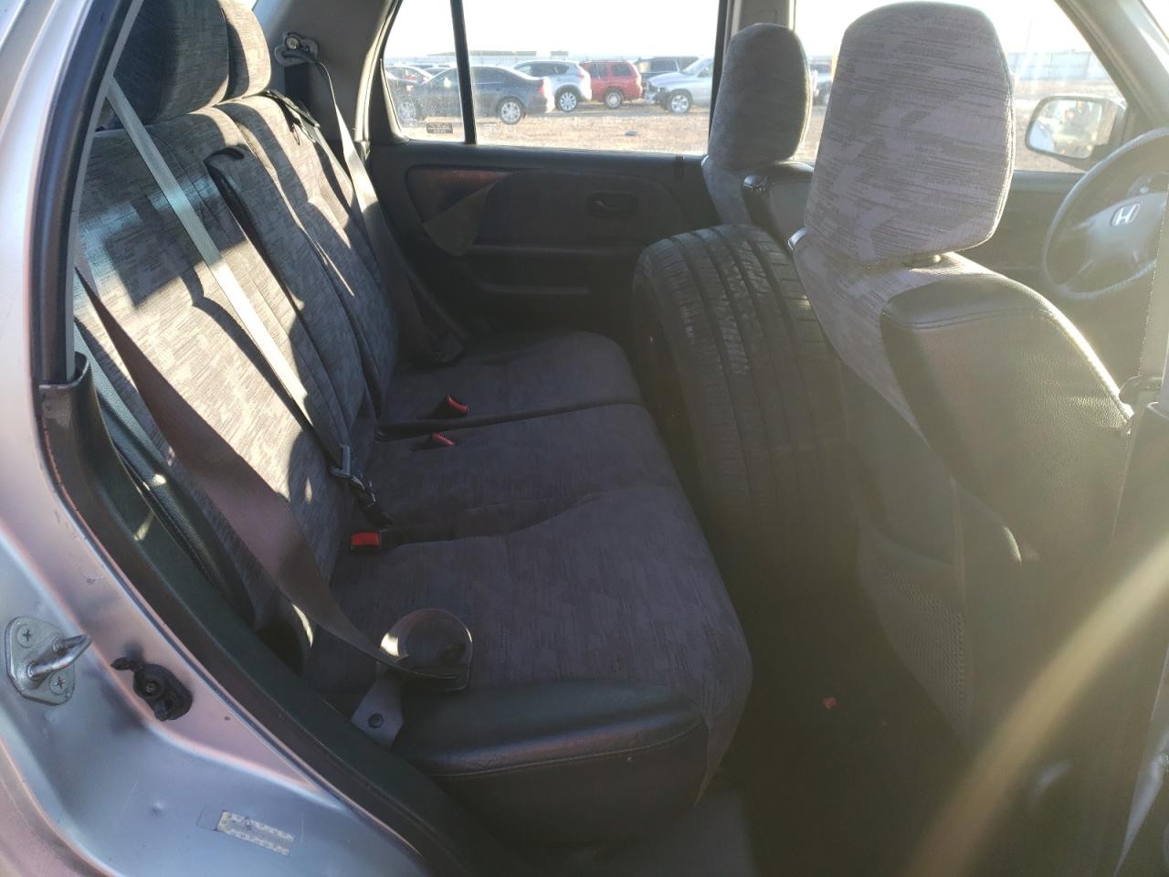 Photo 6 from auction – 2004 HONDA CR-V EX with VIN JHLRD78474C025822