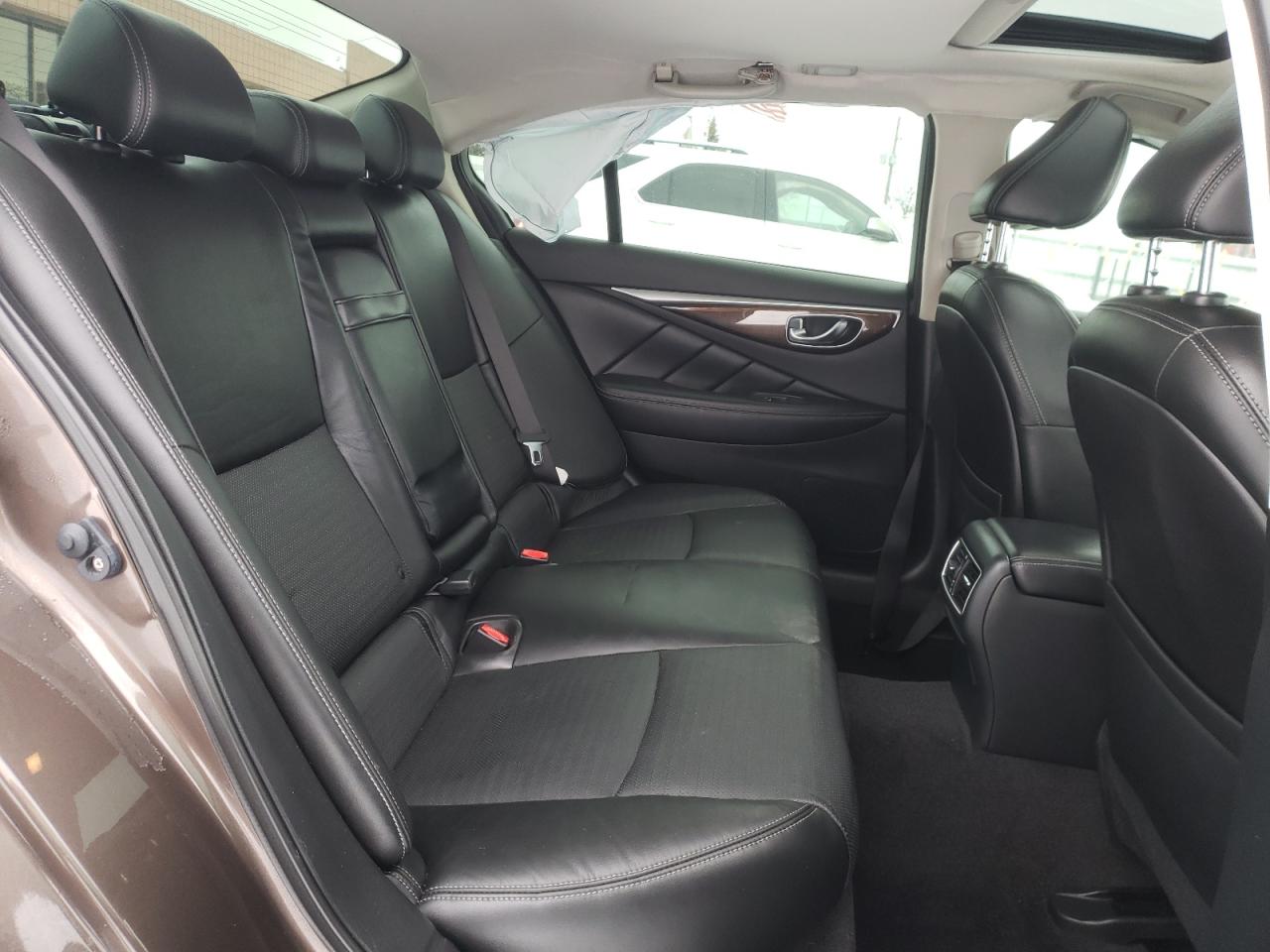 Photo 6 from auction – 2014 INFINITI Q50 BASE with VIN JN1BV7AR3EM691107