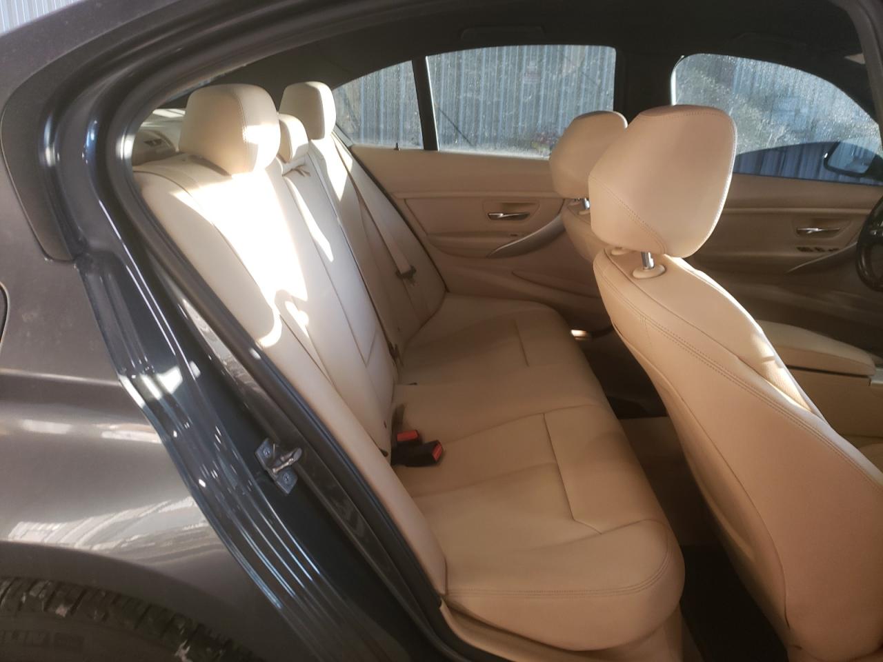 Photo 6 from auction – 2013 BMW 320 I XDRI with VIN WBA3C3C50DF982898