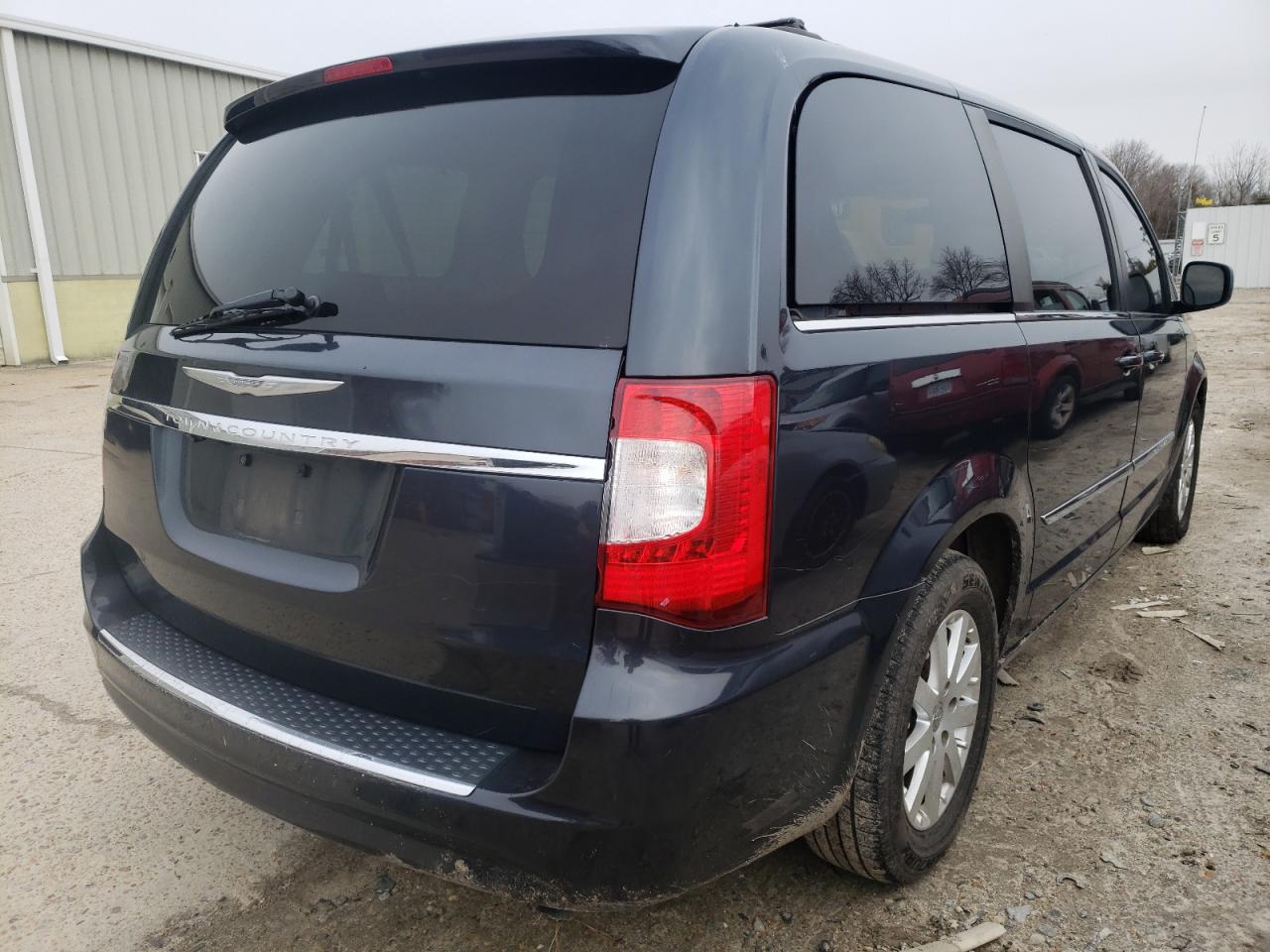 Photo 4 from auction – 2014 CHRYSLER TOWN & COU with VIN 2C4RC1BG4ER364434