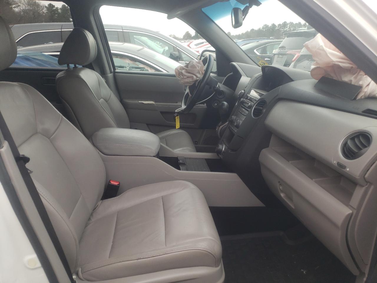 Photo 5 from auction – 2012 HONDA PILOT EXL with VIN 5FNYF3H61CB027029
