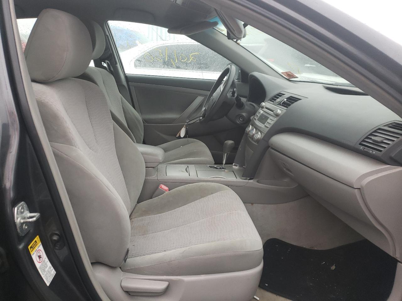 Photo 5 from auction – 2011 TOYOTA CAMRY BASE with VIN 4T1BF3EK8BU143756