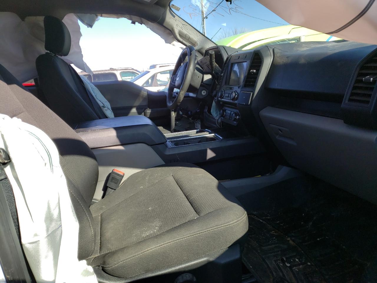 Photo 5 from auction – 2018 FORD F150 SUPER with VIN 1FTEW1E58JKF69750