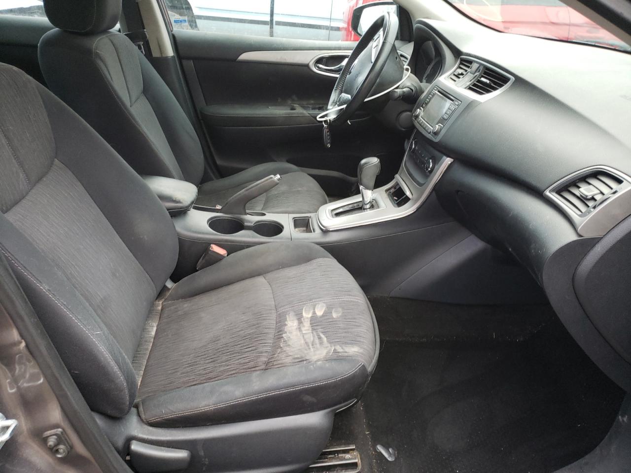 Photo 5 from auction – 2015 NISSAN SENTRA S with VIN 3N1AB7AP4FL658258