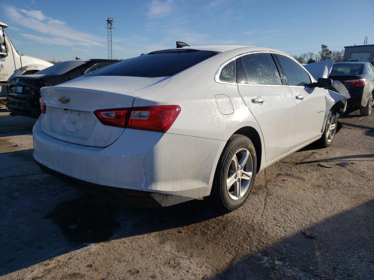 Photo 4 from auction – 2020 CHEVROLET MALIBU LS with VIN 1G1ZB5STXLF080973