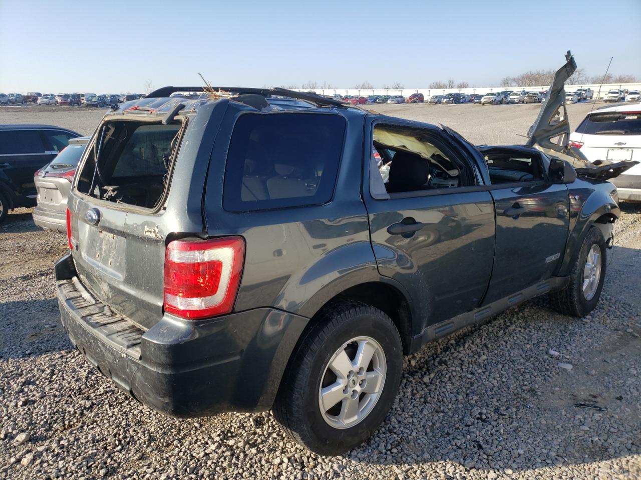 Photo 4 from auction – 2008 FORD ESCAPE XLT with VIN 1FMCU03128KD67211