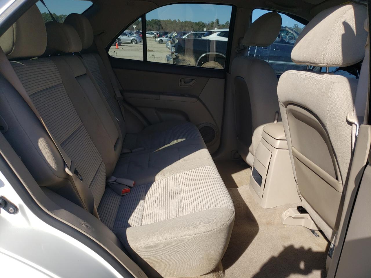 Photo 6 from auction – 2009 KIA SORENTO LX with VIN KNDJD735395890275