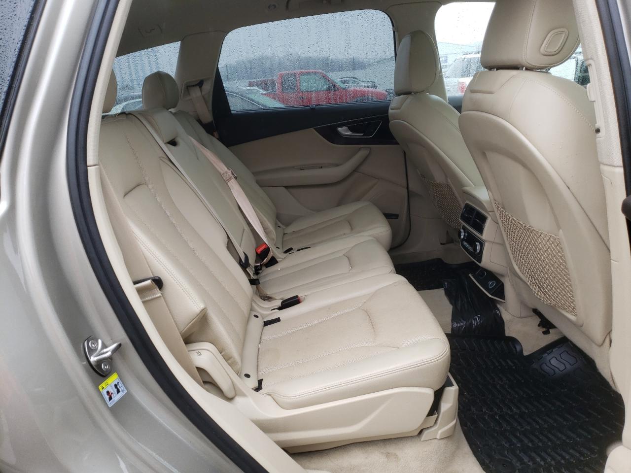 Photo 6 from auction – 2017 AUDI Q7 PREMIUM with VIN WA1LAAF77HD039901