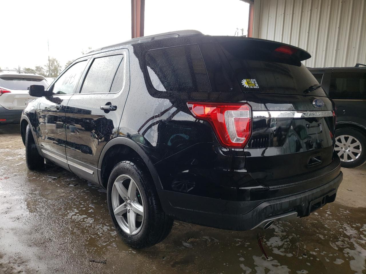 Photo 3 from auction – 2018 FORD EXPLORER X with VIN 1FM5K7D80JGB27022