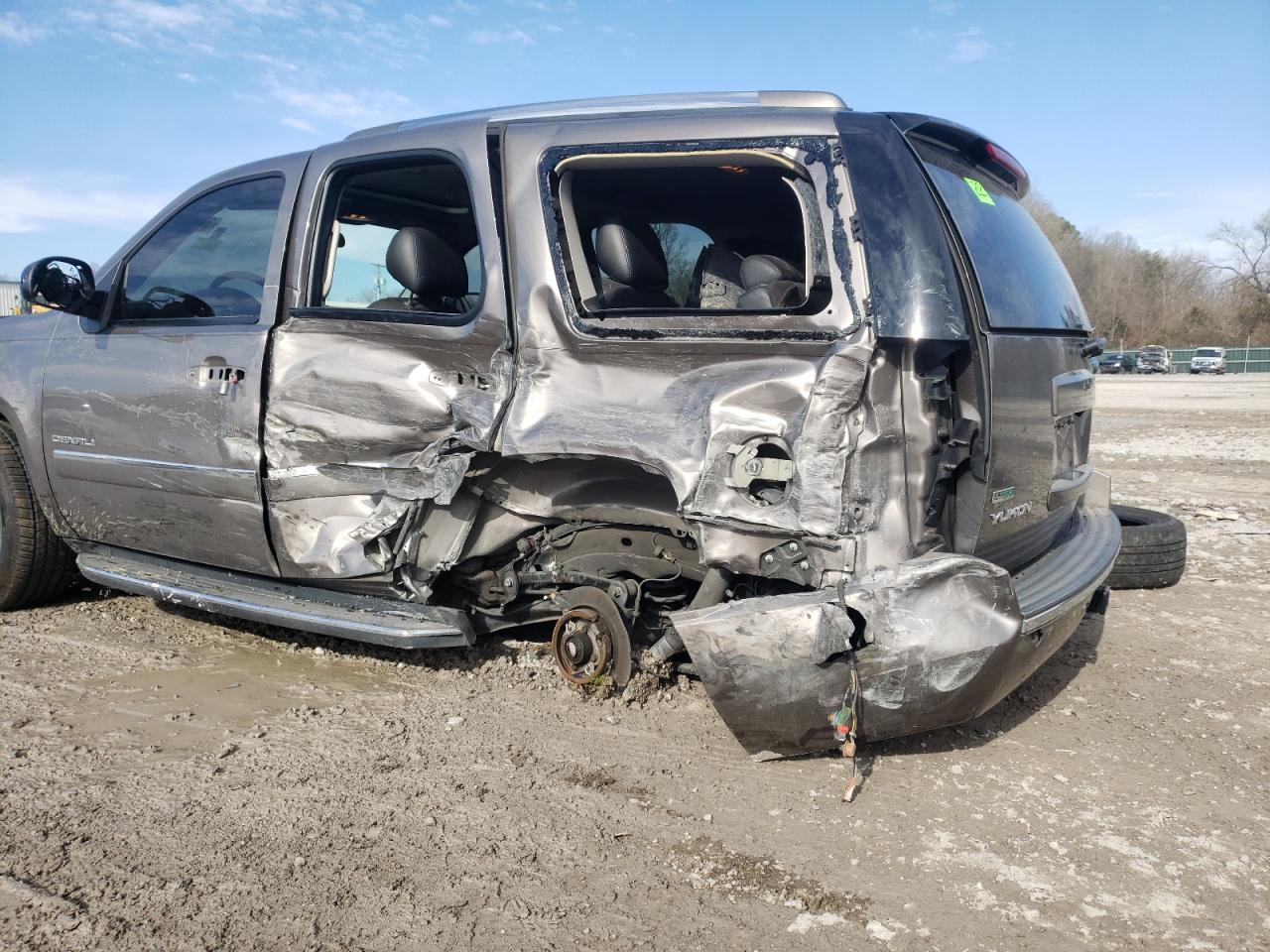Photo 9 from auction – 2012 GMC YUKON DENA with VIN 1GKS2EEFXCR252744