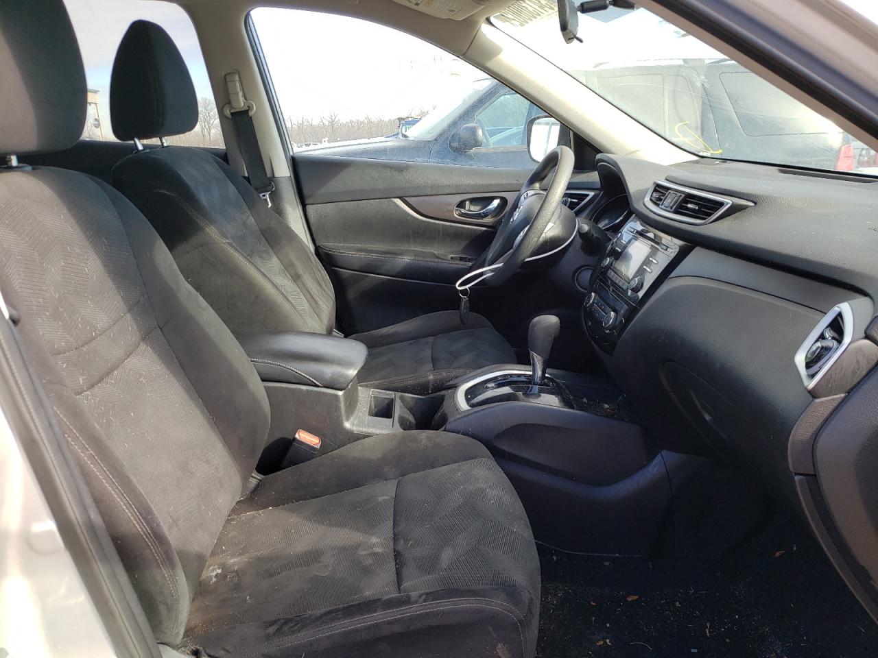 Photo 5 from auction – 2014 NISSAN ROGUE S with VIN 5N1AT2MV4EC850874