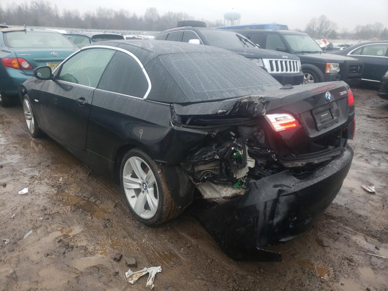 Photo 3 from auction – 2011 BMW 328 I SULE with VIN WBADW7C58BE443421