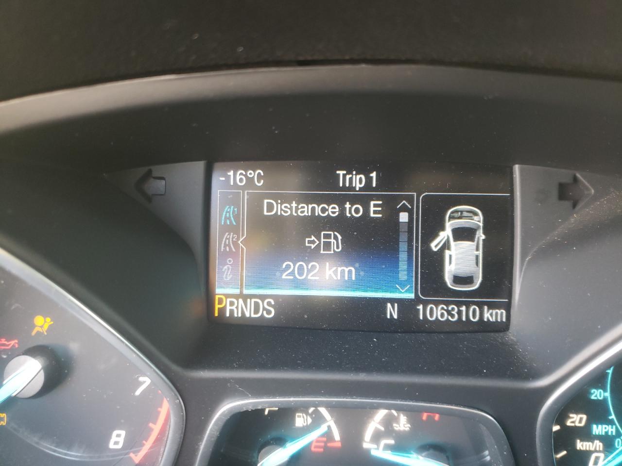 Photo 8 from auction – 2016 FORD ESCAPE SE with VIN 1FMCU0GX1GUC02977